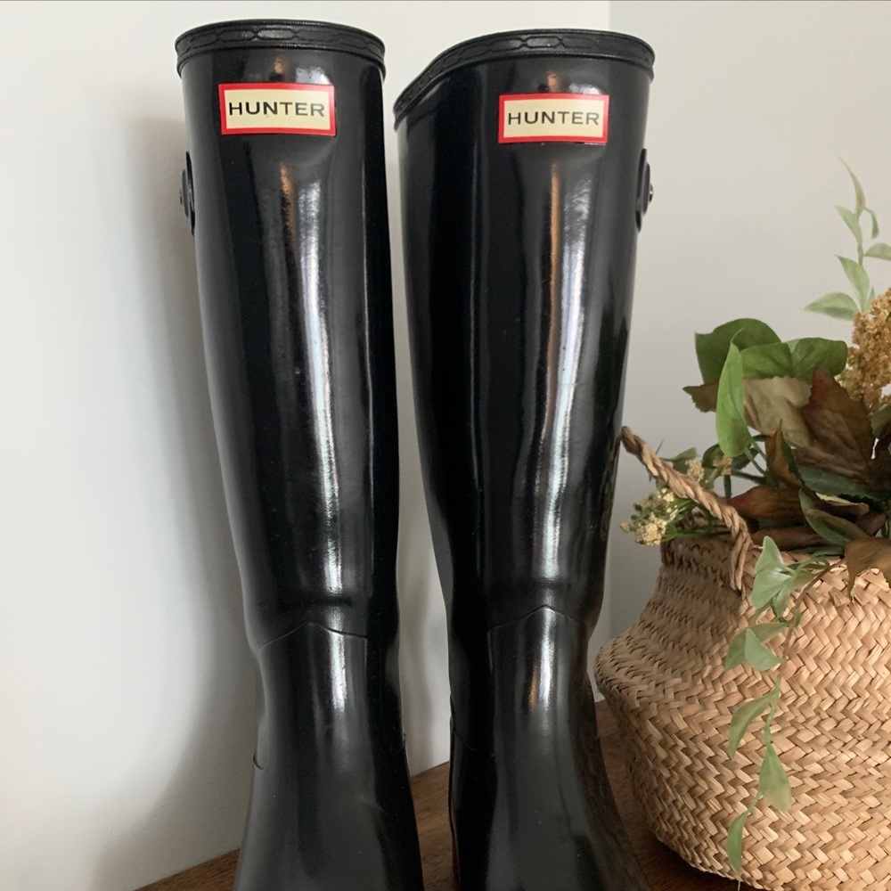 Hunter Gloss Black Tall Rain Boots